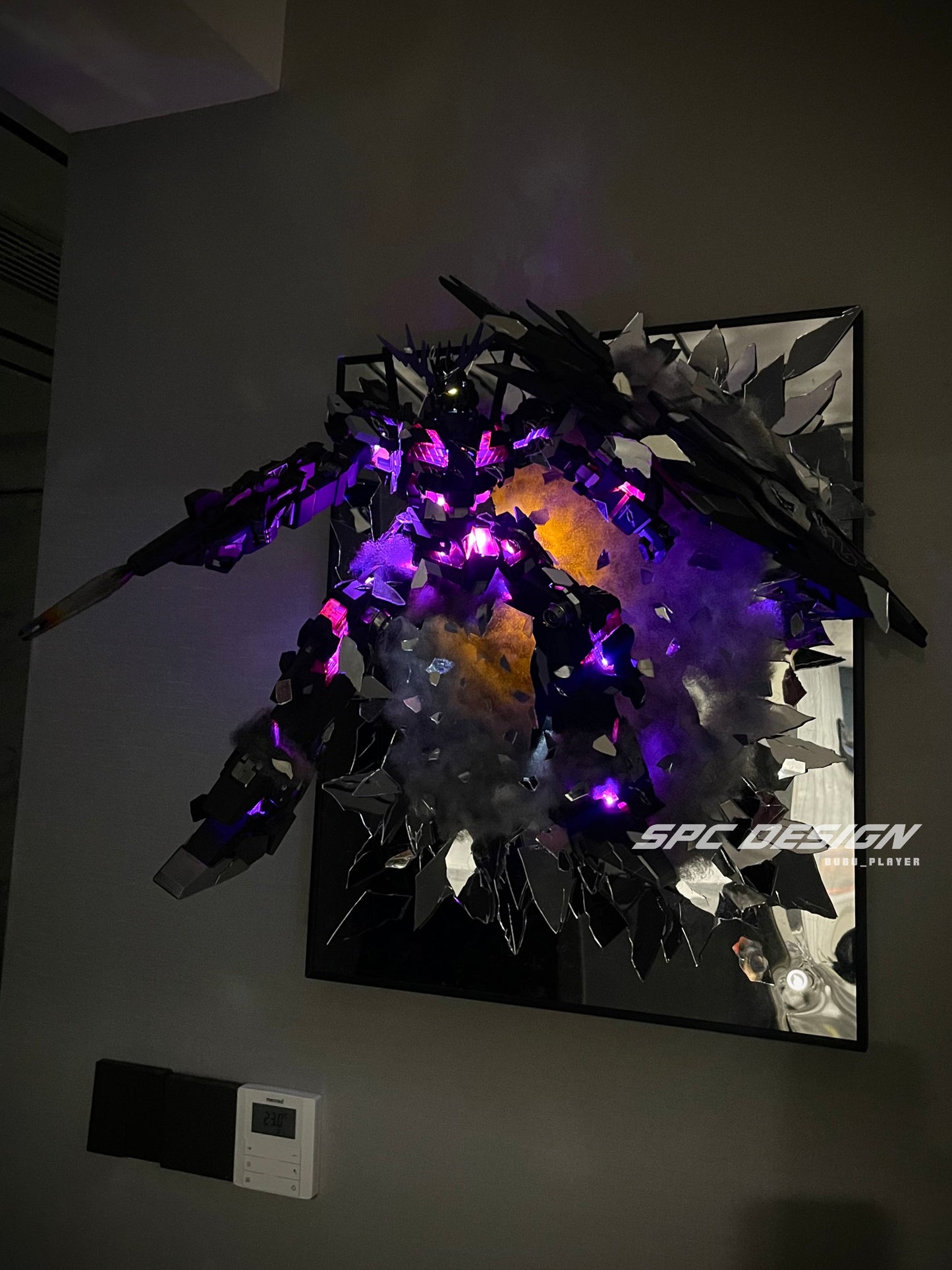 Unicorn Gundam 02 Black style feeling with broken mirror 1:48 mega