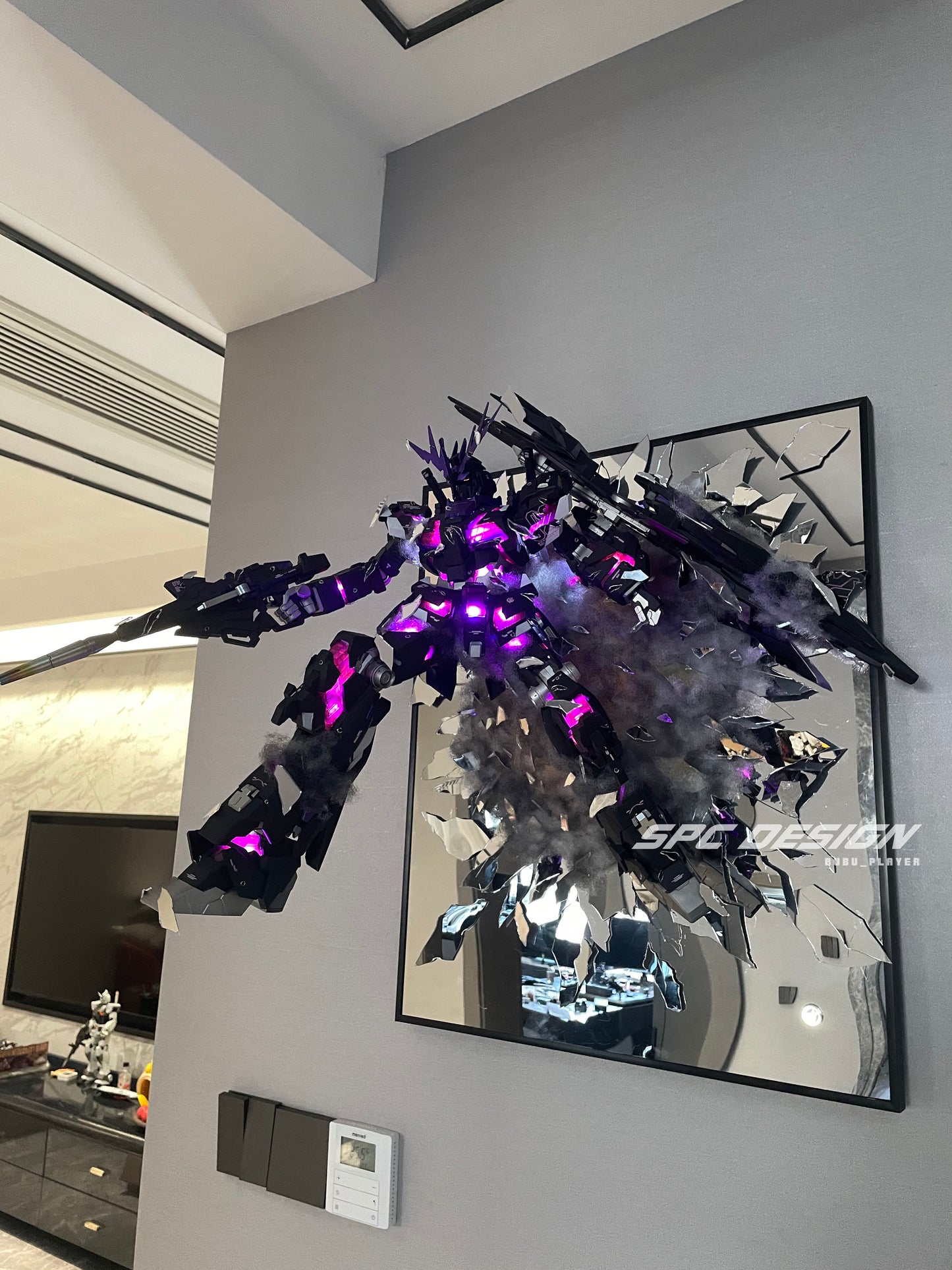 Unicorn Gundam 02 Black style feeling with broken mirror 1:48 mega