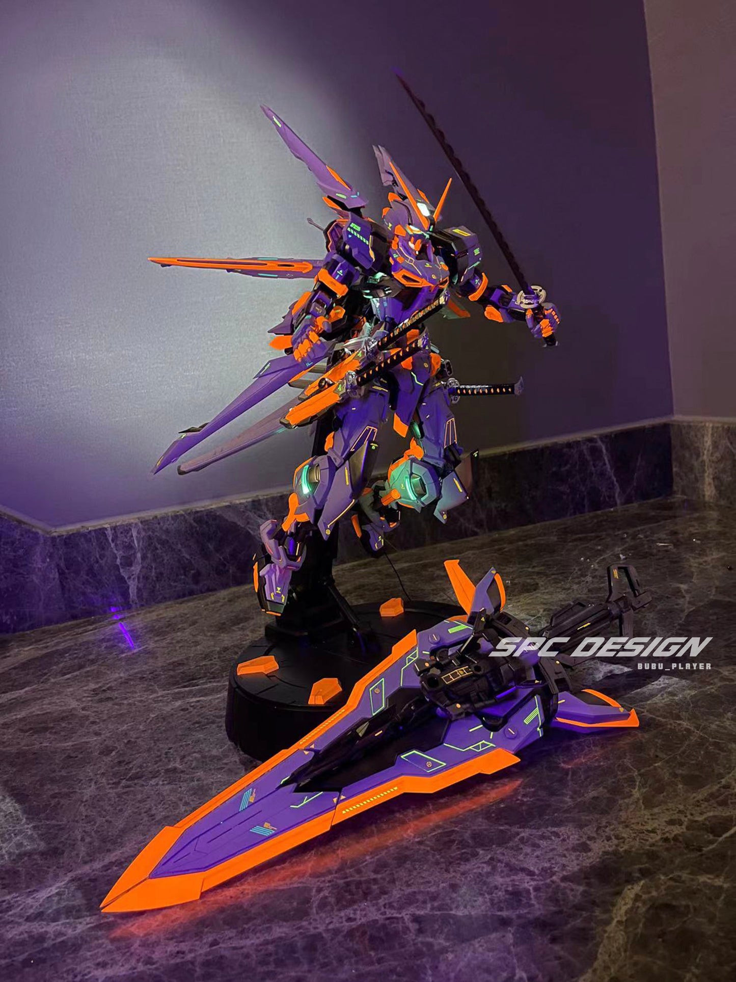 Gundam Astray with Huge Sword with lighting effect and fluorescent effect!!