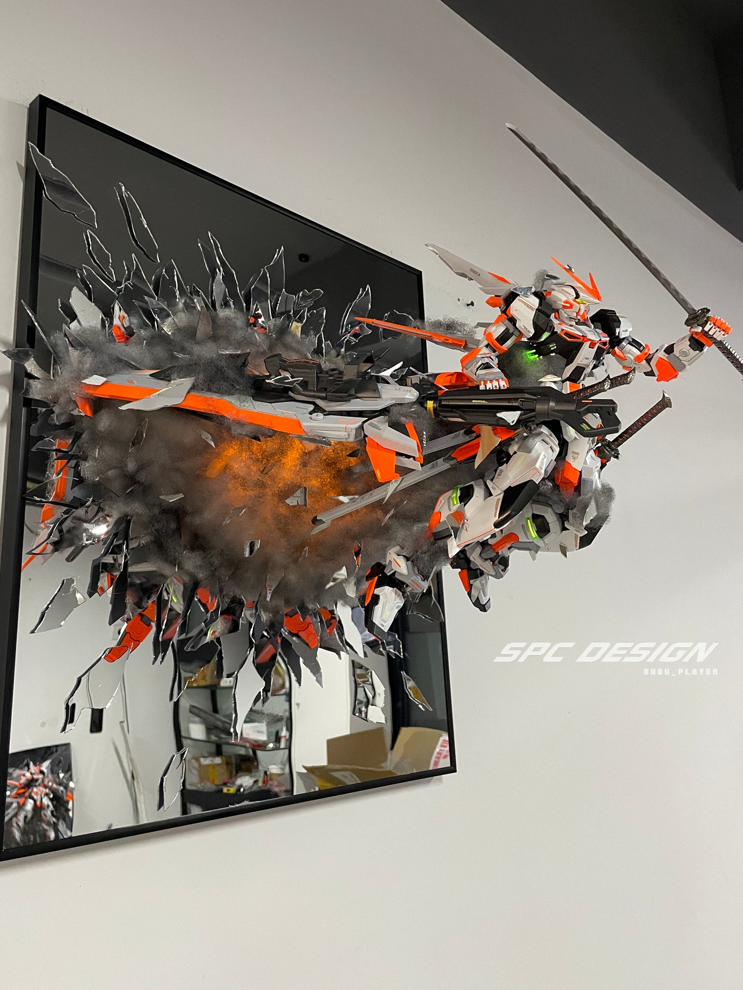 Gundam Astray with Huge Sword with lighting effect and fluorescent effect!!