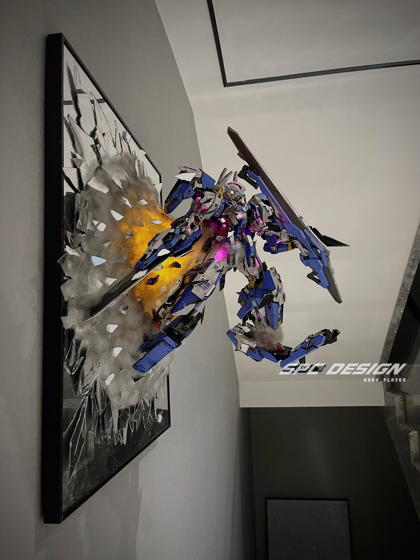 NG001 Gundam Avalanche-EXIA with broken mirror