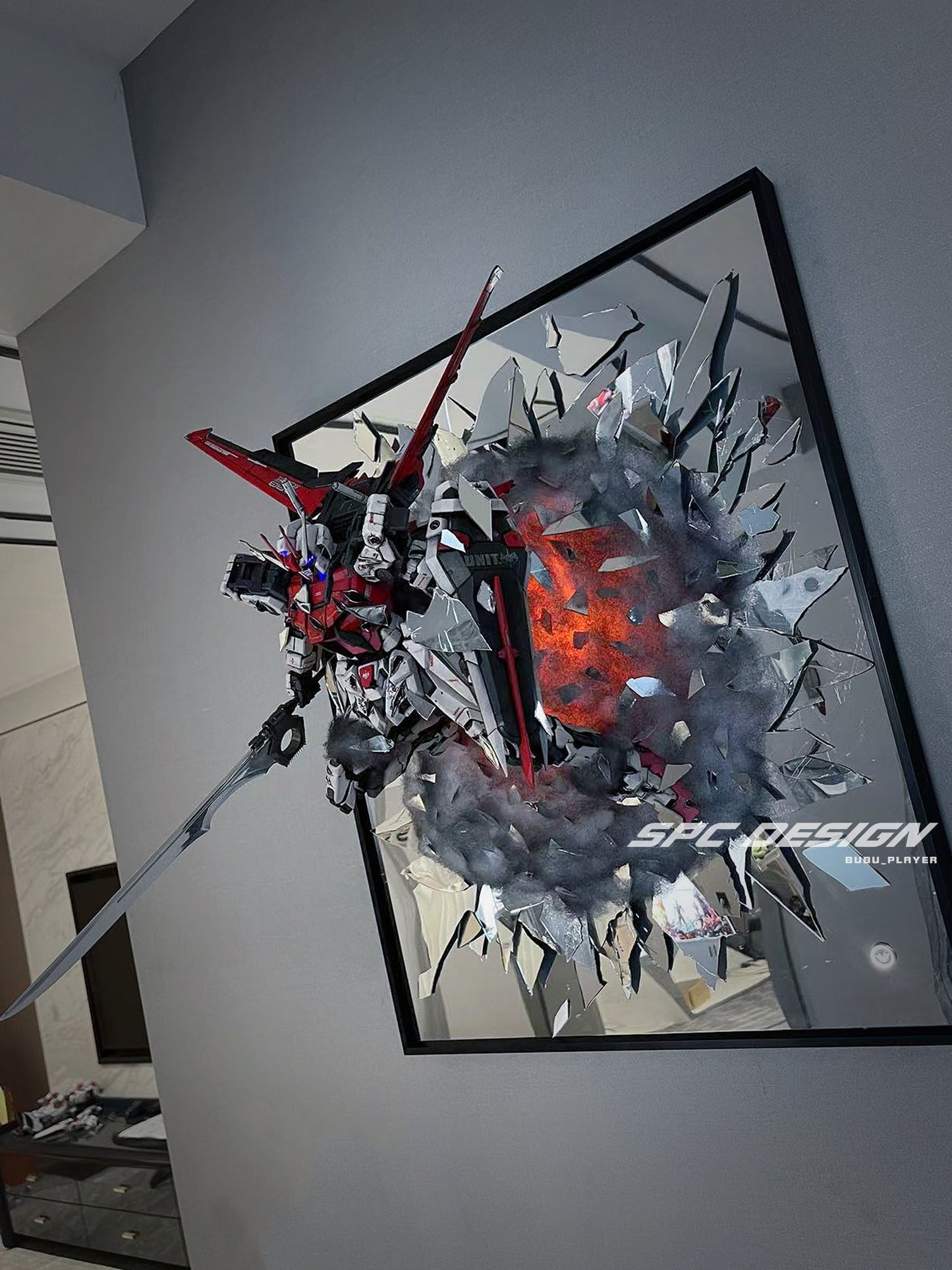Strike Rouge Gundam with broken mirror 1:60 PG