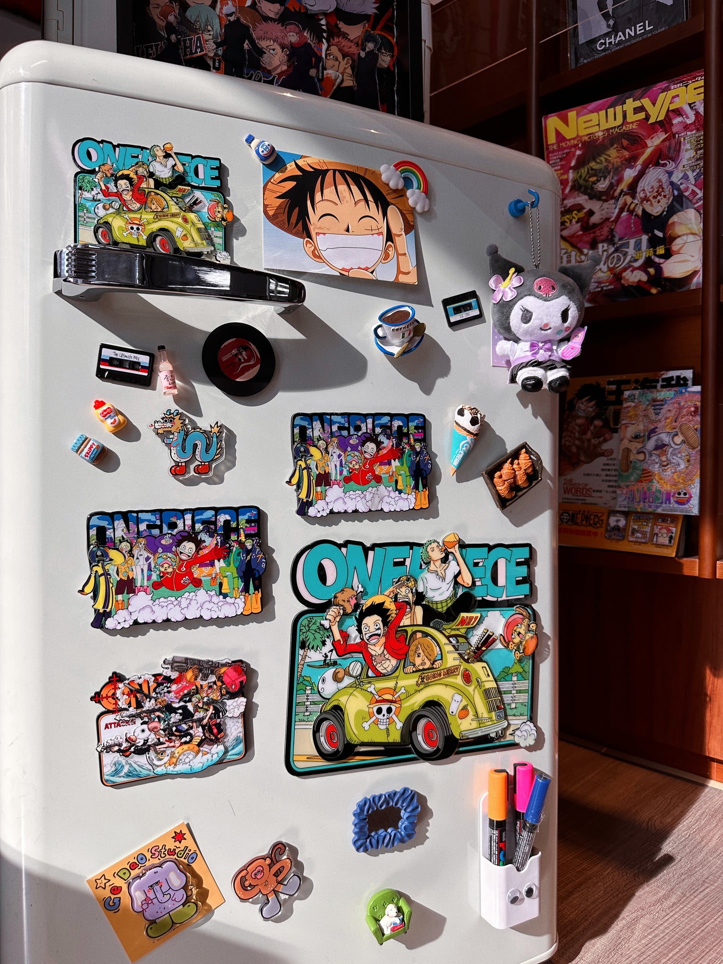Future island in One Piece Luffy magnet !