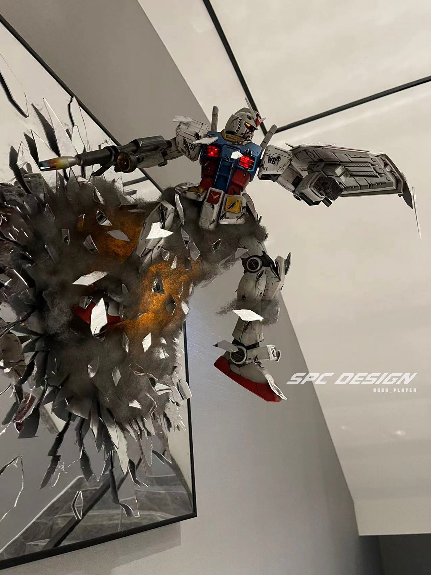 RX-78 Gundam with Broken Mirror or plat form