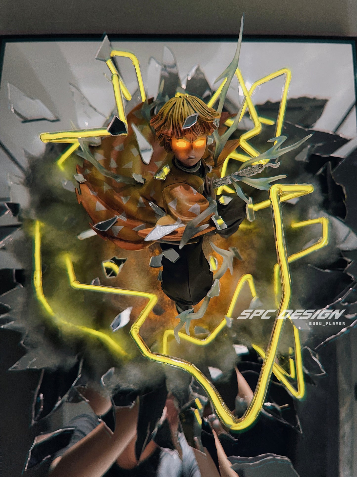 Death slayer Zenitsu with yellow thunder lighting~Anime world !!